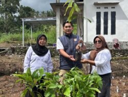 Bhabinkamtibmas Hadir Dukung Ketahanan Pangan Warga
