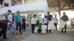 Pemkot Kotamobagu Gelar Jumat Bersih, Wujudkan Instruksi Presiden Perkuat Budaya Gotong Royong