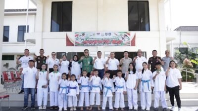 Wali Kota Weny Gaib Lepas Kontingen Gojukai Kotamobagu ke Kajati Sulut Cup V
